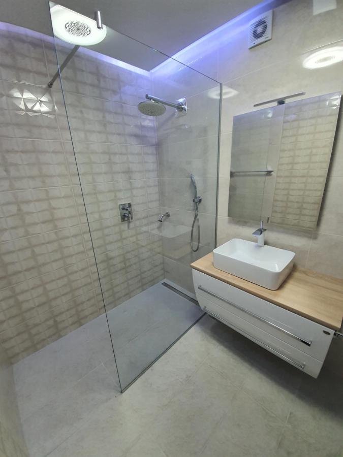 Ferienwohnung Ha'Alulu Split Exterior foto